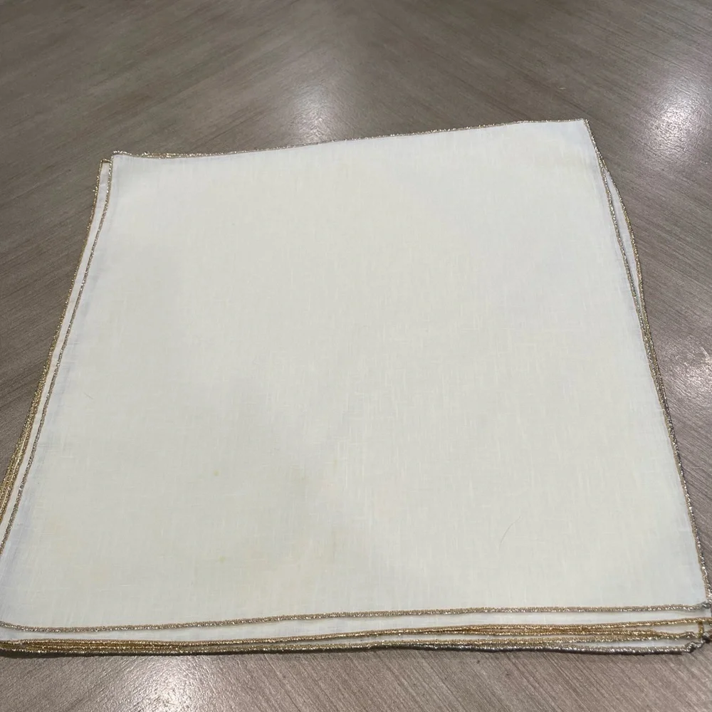 Linen table napkins with gold trim 7 X 17  Lot of 8